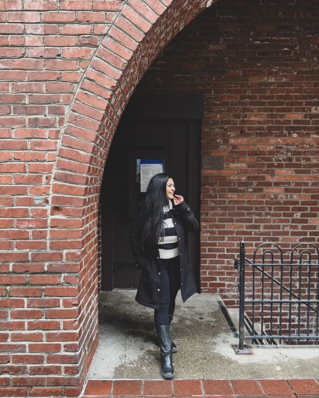 It’s been exactly 5 months since I last posted anything here.It was a break I needed and it was very intentional.
November was the most emotionally intense & overwhelming months of our lives but I am glad I allowed myself this time to heal.I now strongly believe what doesn’t break you down makes you more stronger & resilient. So many things happened both good & worse that hopefully I will share here once I feel ready to talk about it .
For now I just wanted to say a big thank you to all those who reached out to me to make sure I was doing well ( you know who you are ). Most  of you are people I have never ever talked to .Thank you so much for all your kindness and sticking around inspite this hiatus. 
Slowly and steadily I will try to find my groove in posting here. It feels so good to be back !!